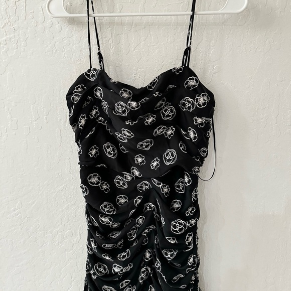 Lush Black White Floral Print Cami Ruched Flutter Mini Dress S - Picture 3 of 12